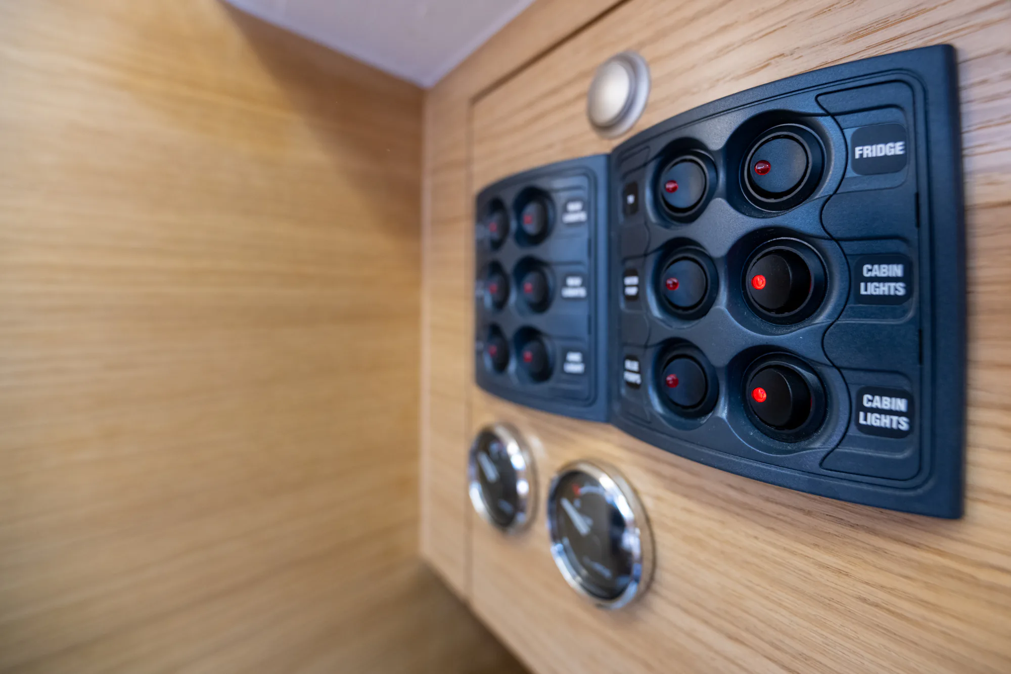TES 20' Master interior