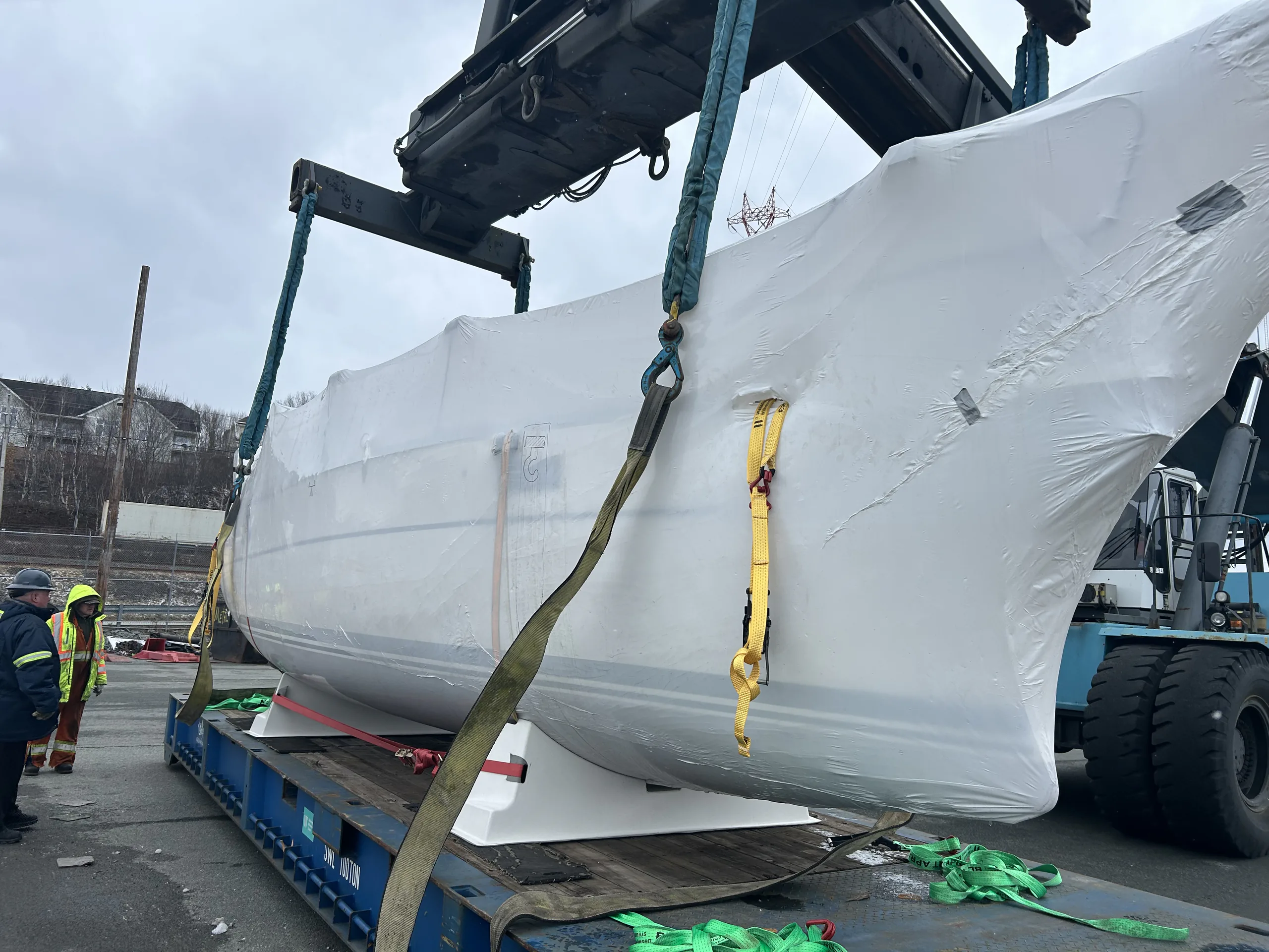 TES Yacht being picked up at Halifax terminal